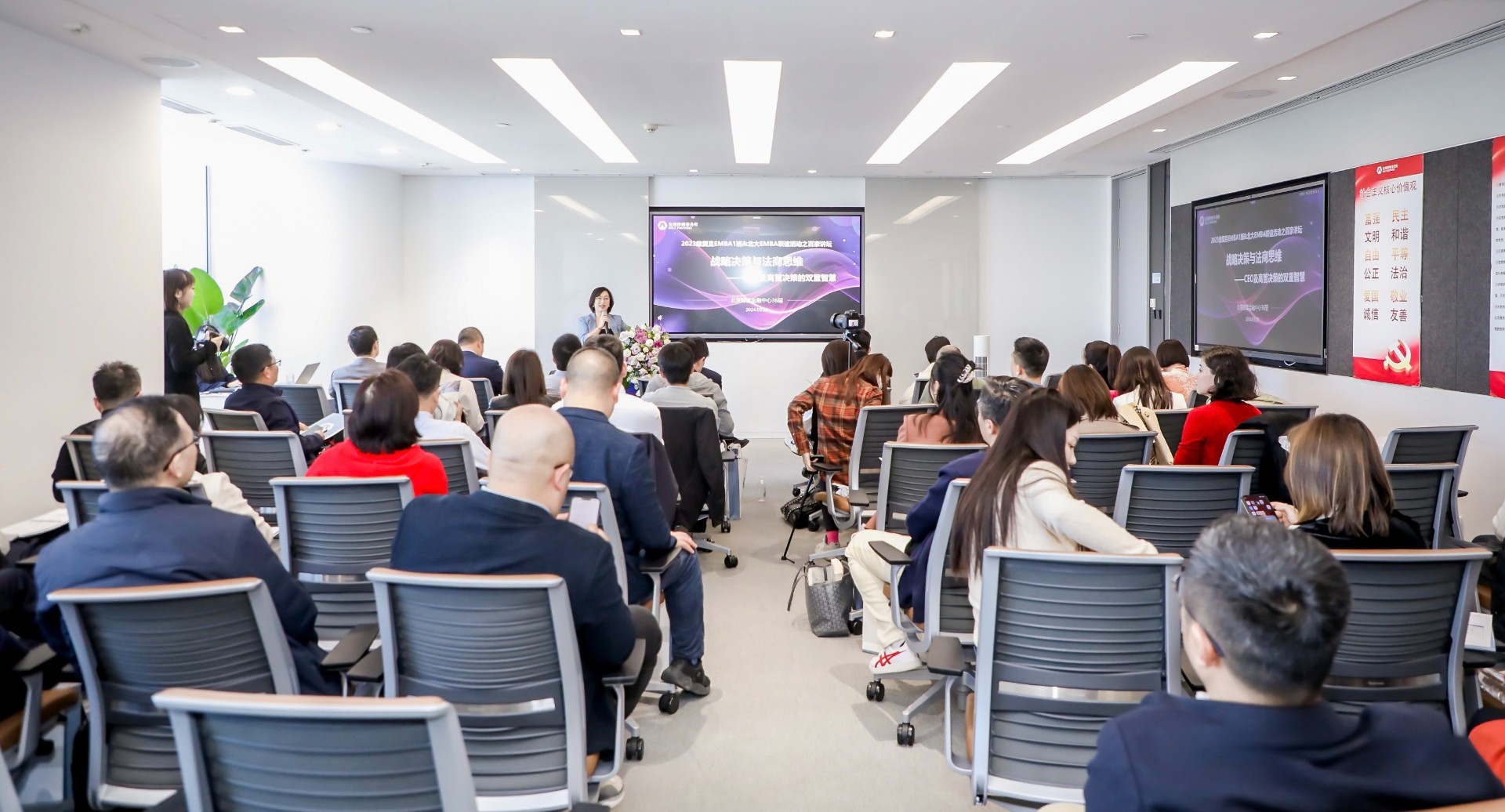 微信圖片_20240321110447.jpg 微信圖片_20240321110447.jpg